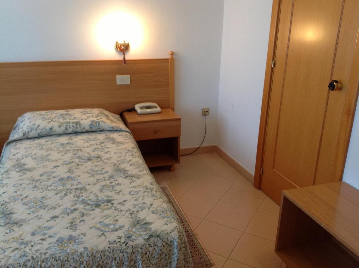 Hotel Castello Mesagne Habitación foto